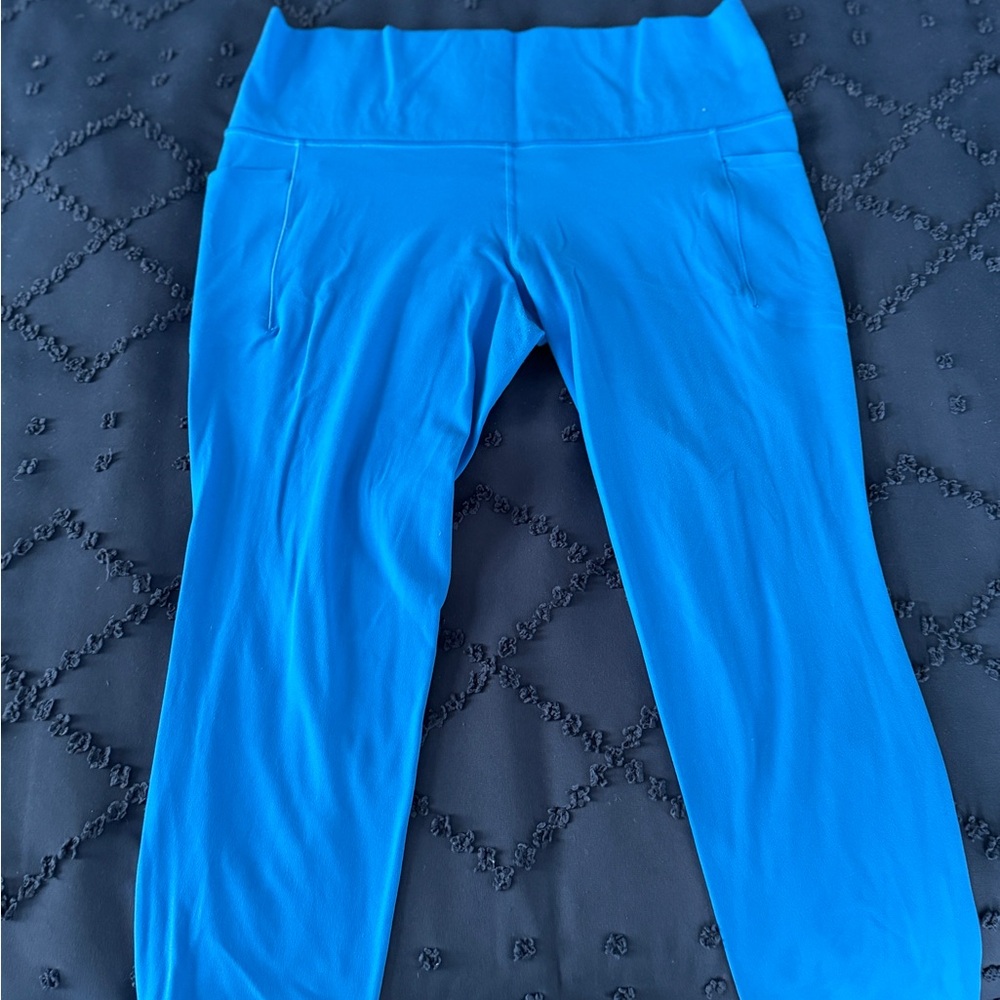 Athleta Salutation Stash 7/8 Leggings Large Petite